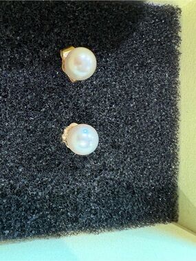 Classic White Pearl Stud Earrings in 14k
